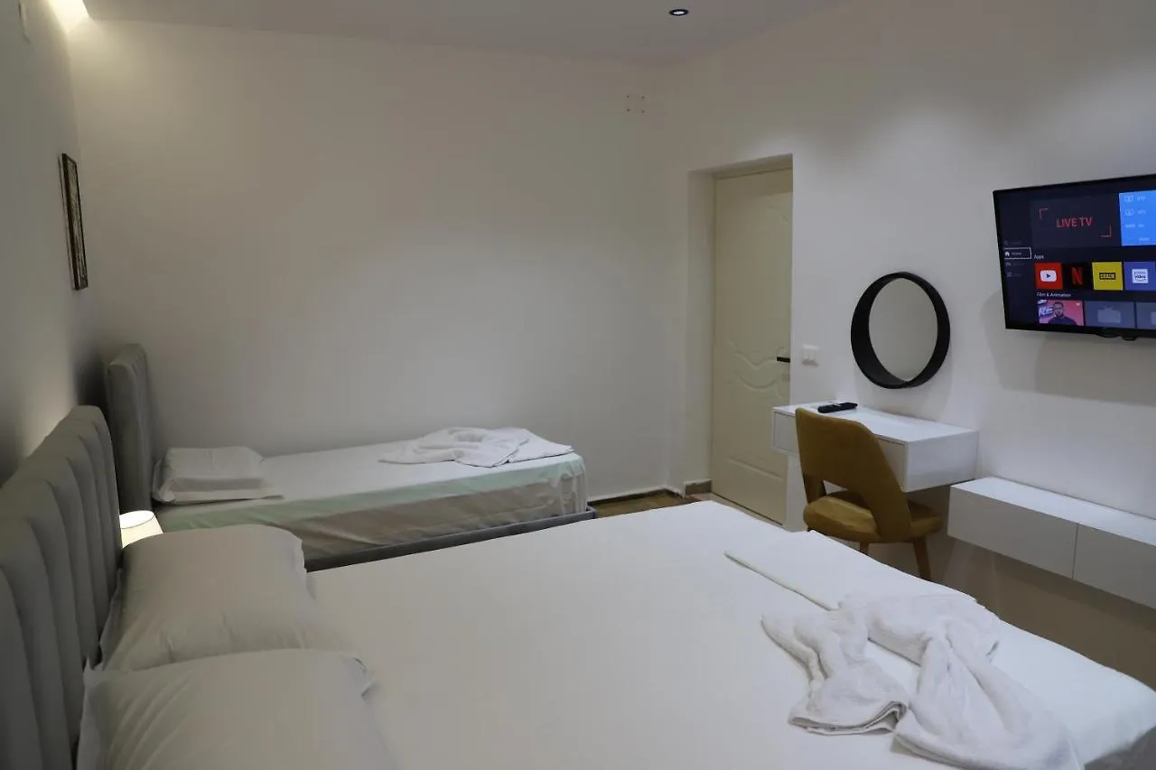 Noel City Centre Apartment 베라트 0*,  알바니아