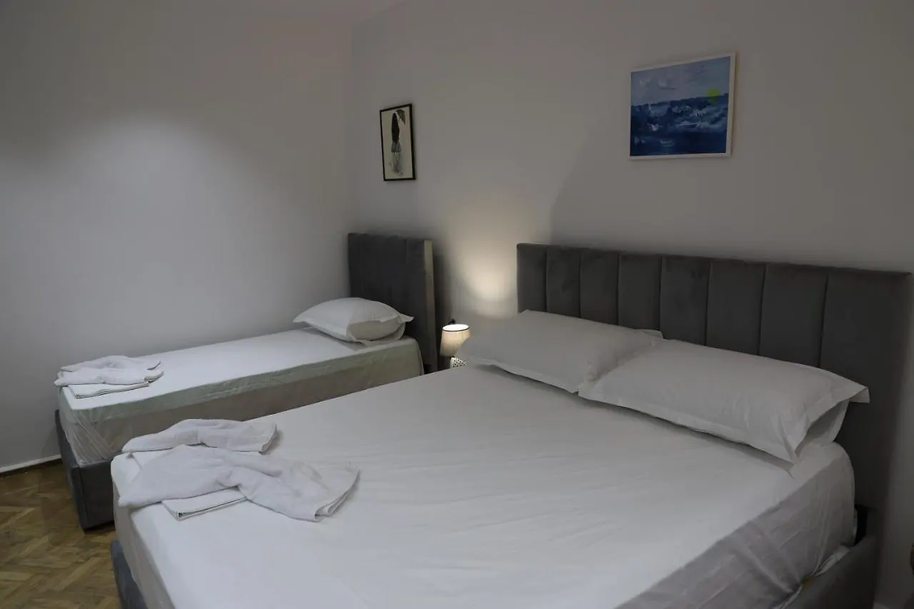 Noel City Centre Apartment 베라트 알바니아